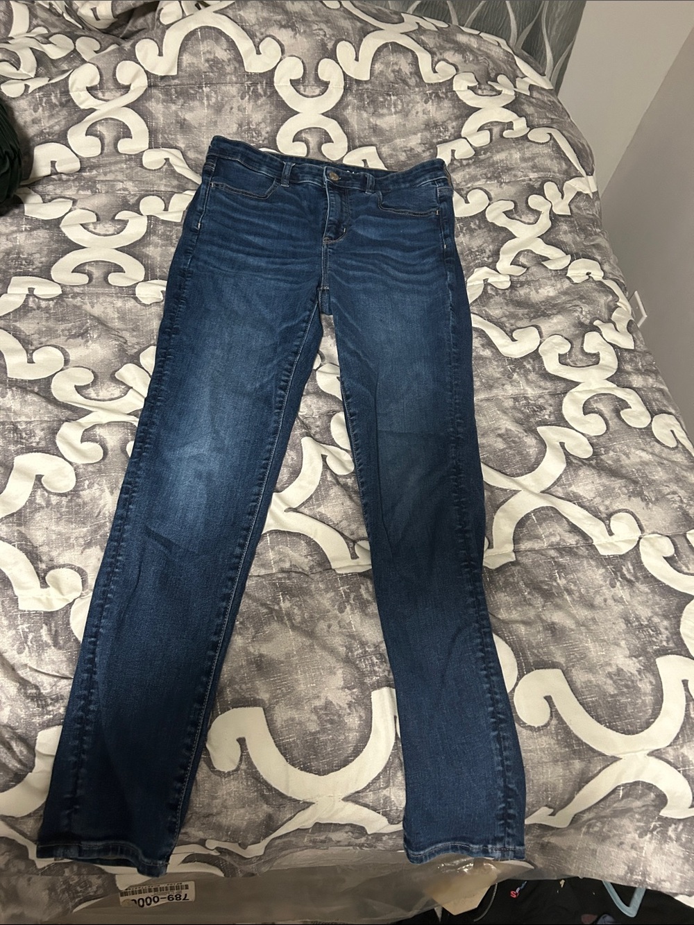 American Eagle Outfitters Deep Blue Skinny Jeans